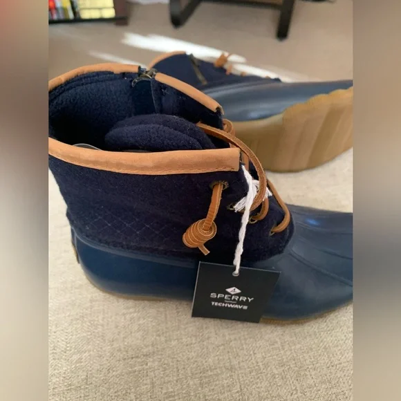 NEW Duck Boots Sperry Women's Saltwater Wool Boots - Picture 3 of 7